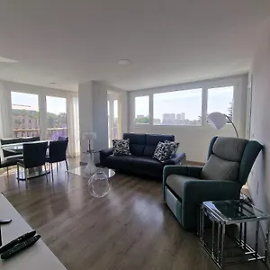 Apartamento Lujoso Piso Familiar Junto A La Catedral, Málaga